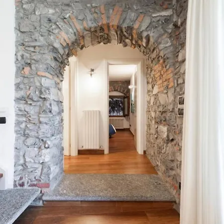 Luxury Lakefront Lezzeno