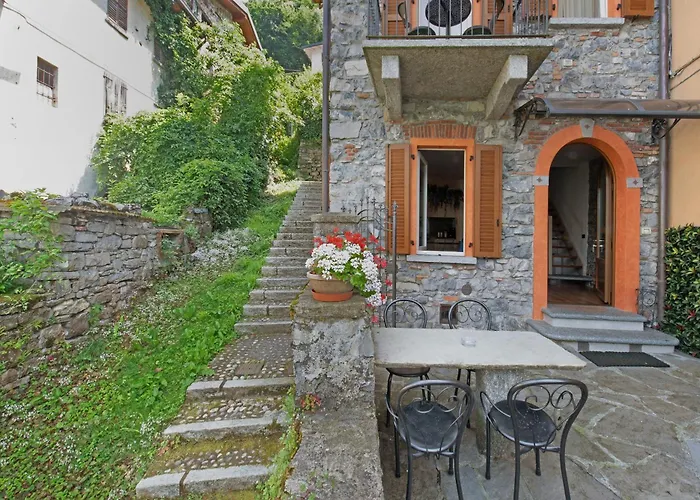 Luxury Lakefront Semesterbostad *