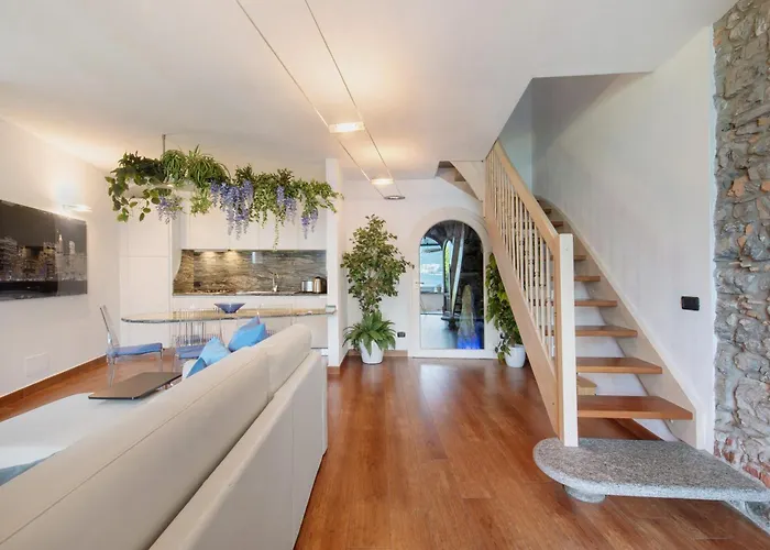 Luxury Lakefront Lezzeno