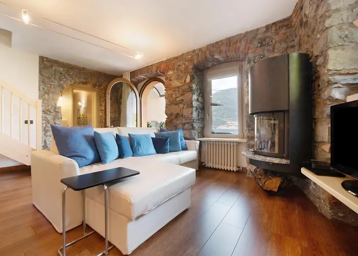 Luxury Lakefront Lezzeno